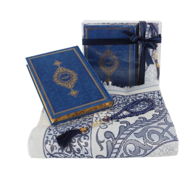 Arabic Quran Islamic Gift English Thermo Leather Umrah Gift Quran Set Prayer Rug Pearl Rosary Prayer Beads Sajjadah Salah Mat